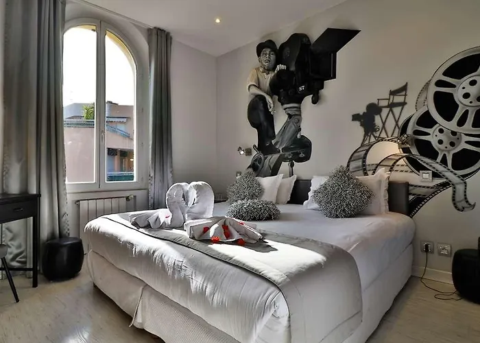 Ideal Sejour - De Charme Et Atypique Otel Cannes